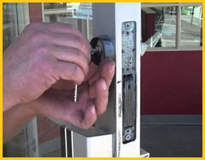 Expert Locksmith Store Houston, TX 713-357-0755 Expert Locksmith Store Houston, TX 713-357-0755 - 23-2
