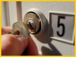 Expert Locksmith Store Houston, TX 713-357-0755 - 23-9